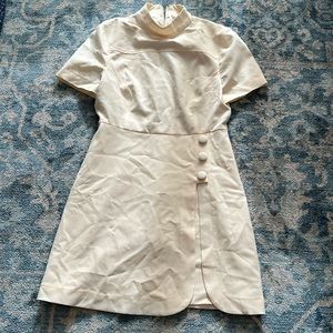 Alice mcCall size au8 us4 cream dress!! NWT!!